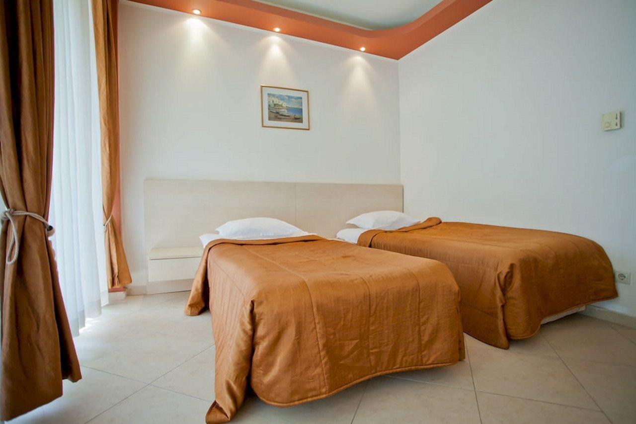 Family Hotel Gold Pearl (Adults Only) Sunny Beach Dış mekan fotoğraf