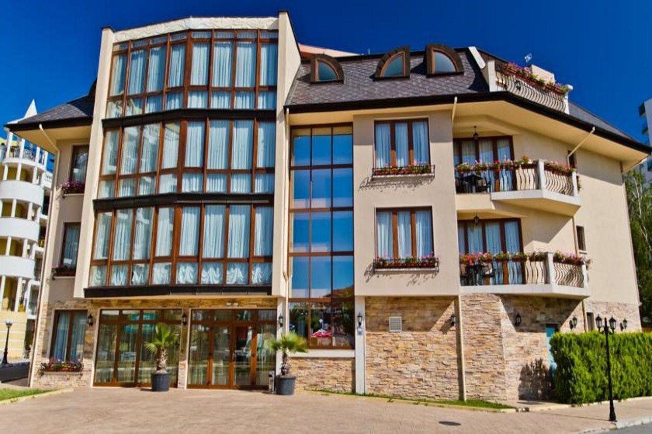 Family Hotel Gold Pearl (Adults Only) Sunny Beach Dış mekan fotoğraf