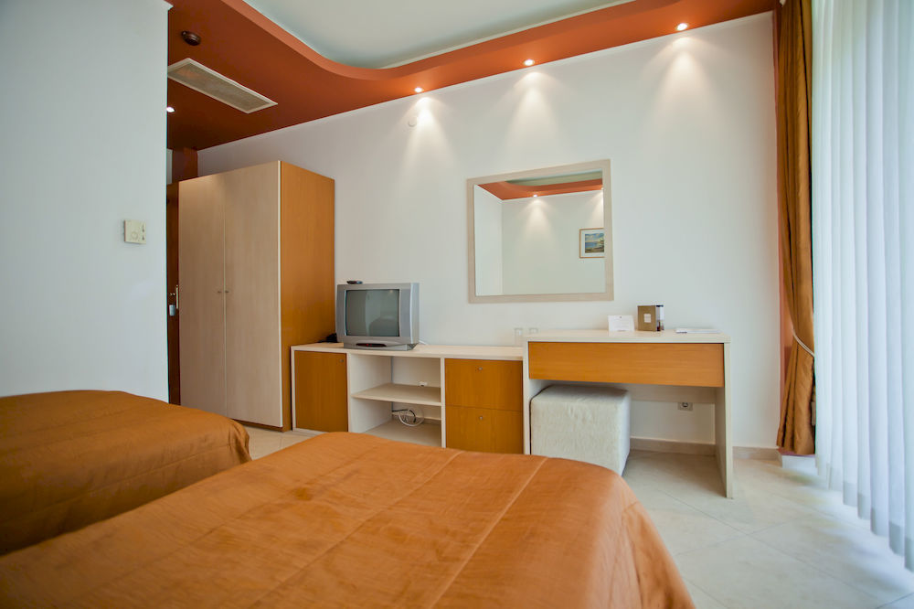 Family Hotel Gold Pearl (Adults Only) Sunny Beach Dış mekan fotoğraf