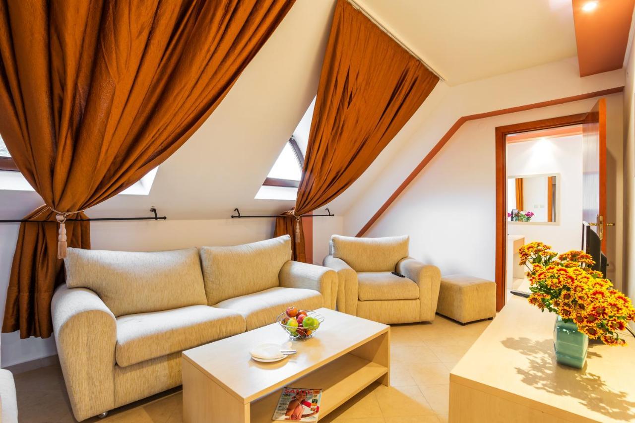 Family Hotel Gold Pearl (Adults Only) Sunny Beach Dış mekan fotoğraf