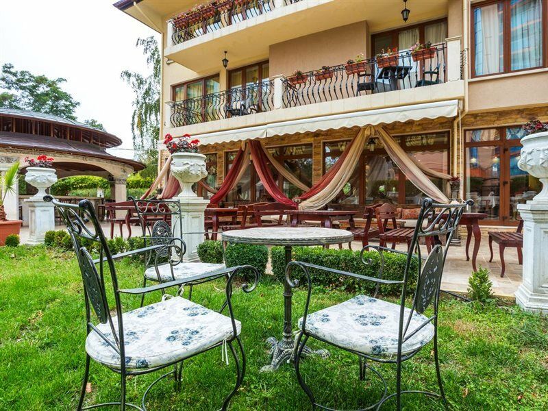 Family Hotel Gold Pearl (Adults Only) Sunny Beach Dış mekan fotoğraf
